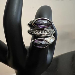 💜3/$20 NWOT Silver Ring with 2 large purple stones & marcasite color stones